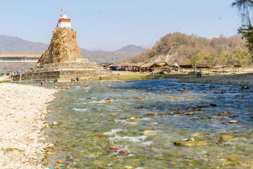 Kathgodam to Ramnagar Taxi Service