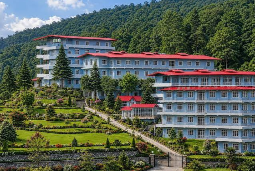 Kathgodam to Pithoragarh Taxi Service