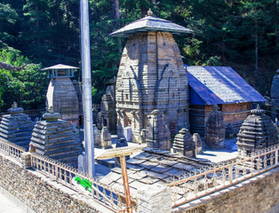 Kathgodam to Jageshwar Taxi Service